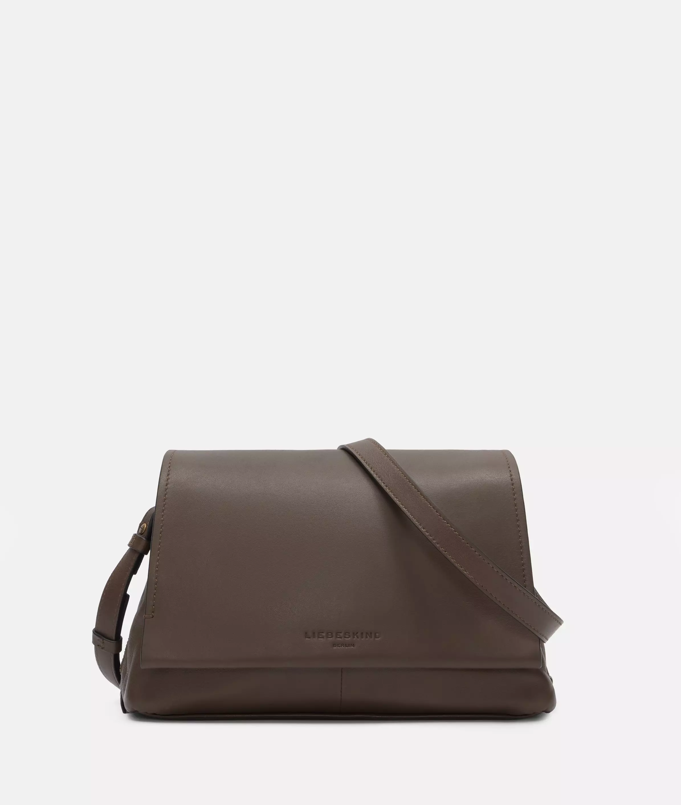 Hera Crossbody M Spacious crossbody bag made from sheepskin
