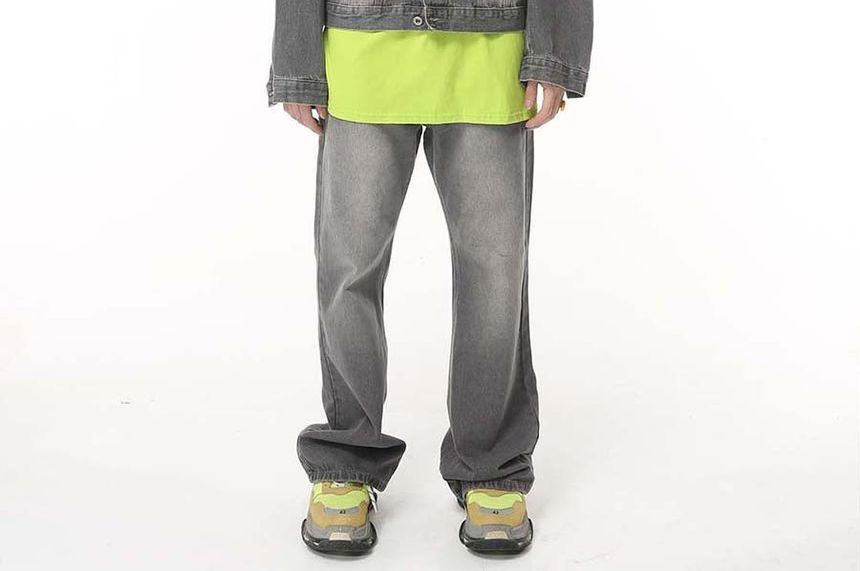 FAERIS - Gewassen denim jack met kraag en knopen / Mid rise flared jeans