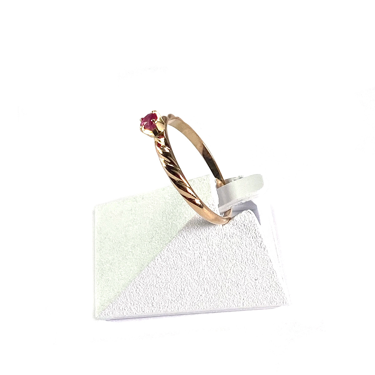 Bague d'occasion or 750 jaune rubis