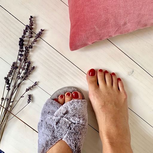 Le Mini Macaron Gel Polish, Rouge Dahlia