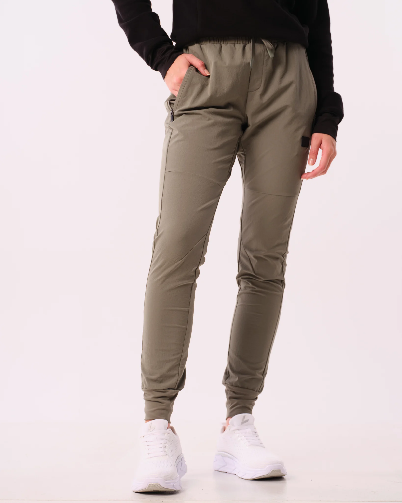 LEVITY Versatile Outdoor Pants Green Agave