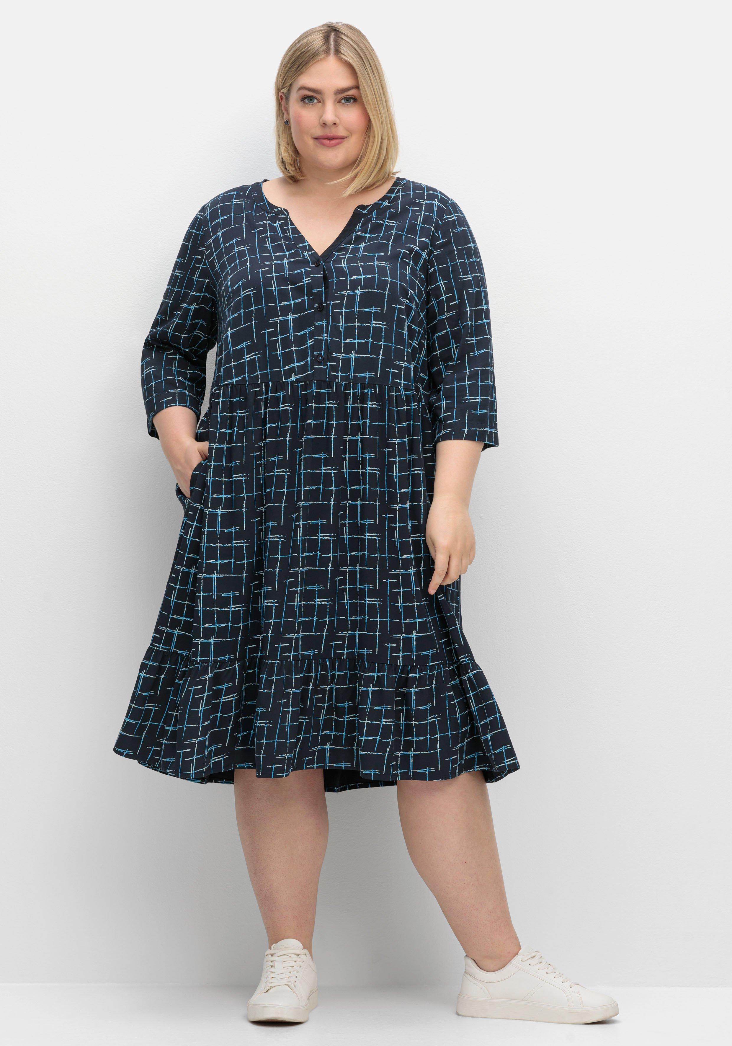 Kleid mit 3/4-Arm und grafischem Alloverprint