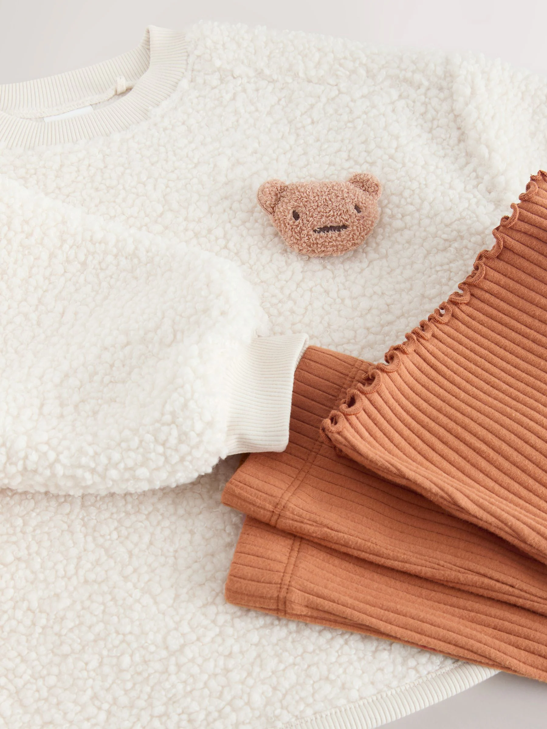 Cream Teddy - Set van sweatshirt van borg en uitlopende legging (3mnd-7jr)