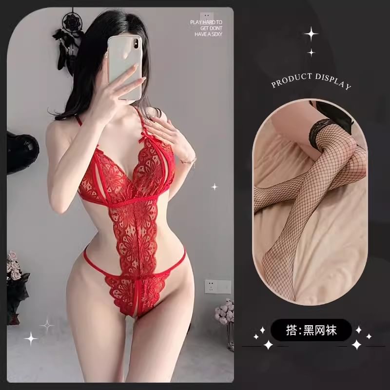 Gandaz - Kanten bodysuit met uitsparingen / kousen / lingerieset