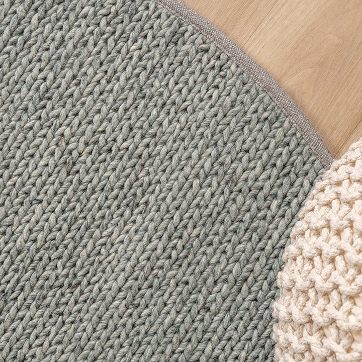 Rond wollen vloerkleed - Twist Groen | Visgraat motief