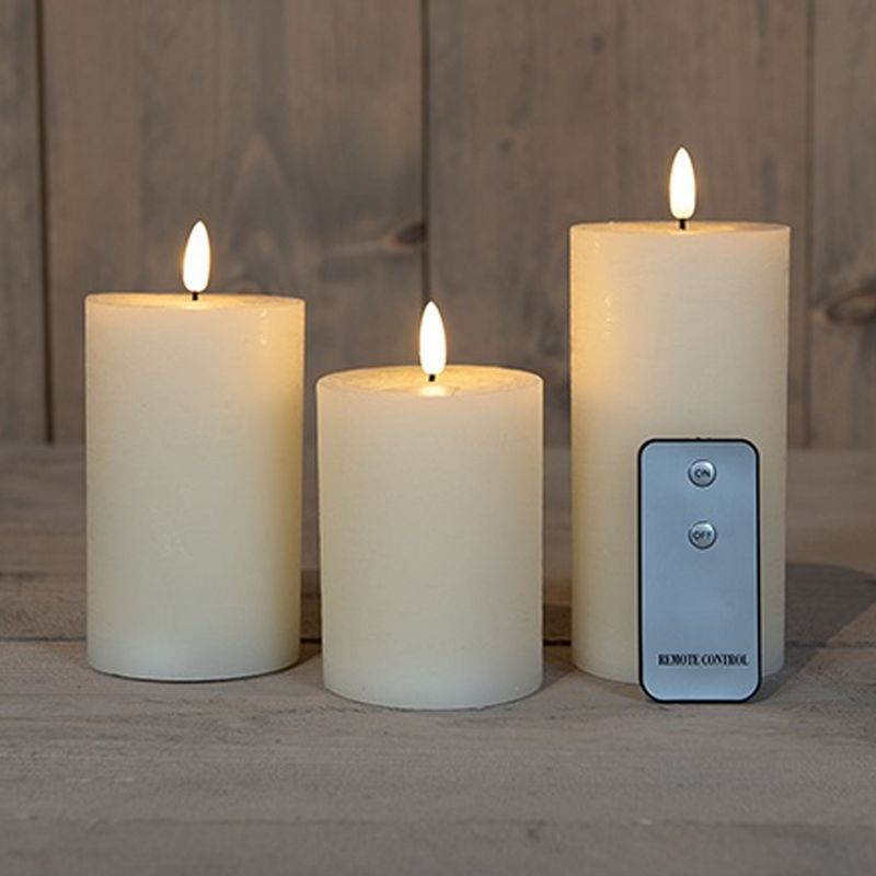 Anna's Collection LED Stompkaarsen met afstandsbediening - 3x - ivoor - 10/12.5/15 cm