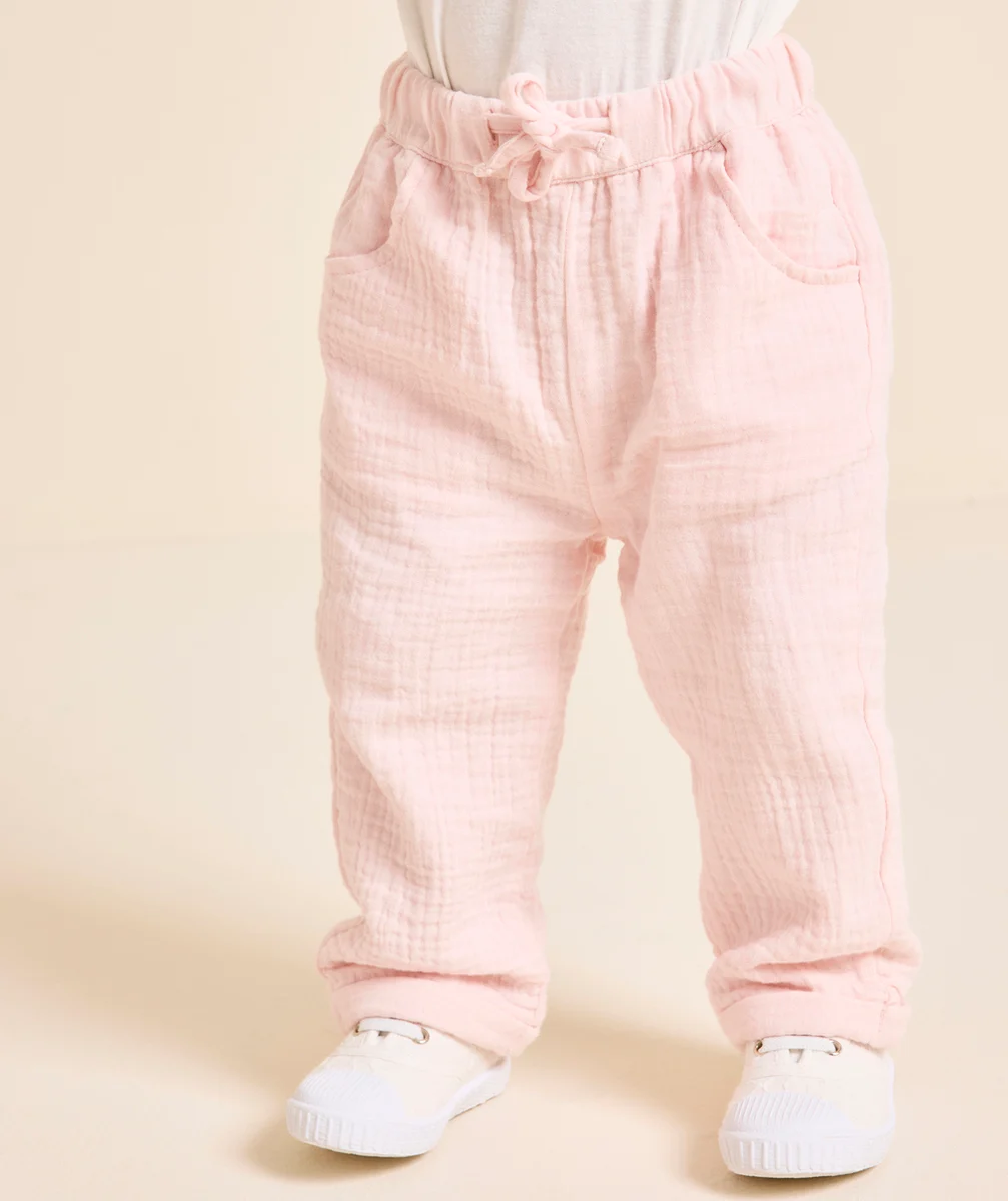 pantalon droit bébé fille en gaze de coton rose pastel
