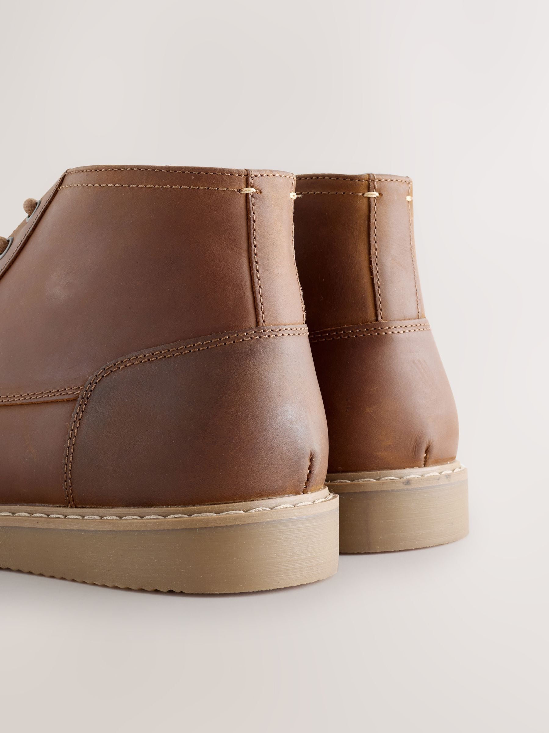 Bruin - Mid Wedge Leather Boots