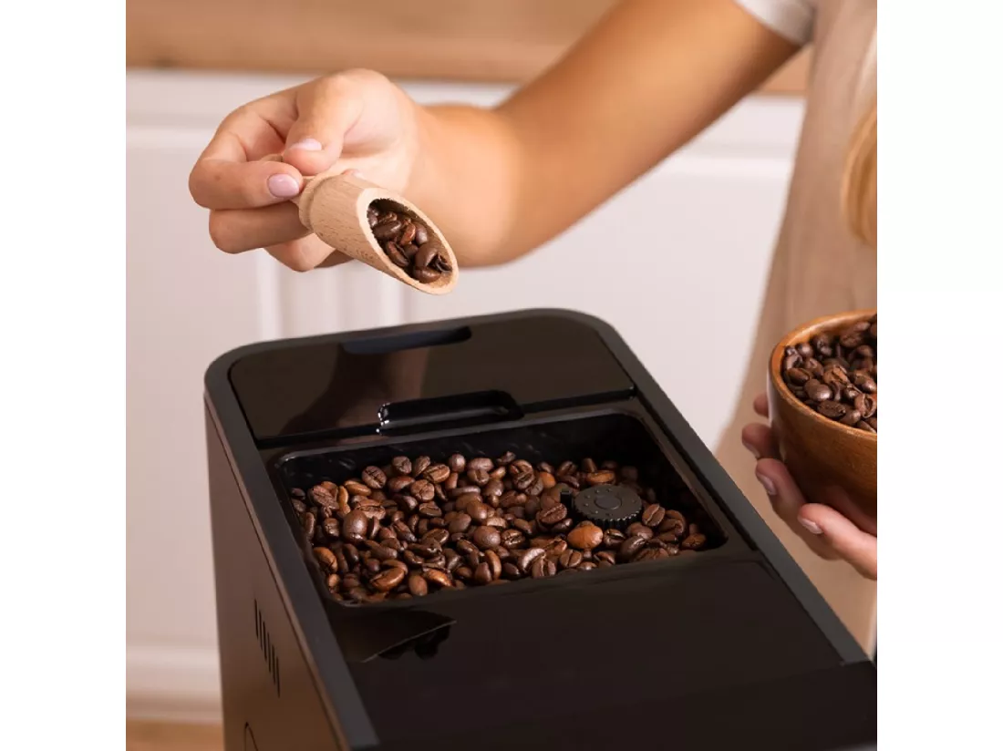 Cecotec Machine à café super automatique Power Matic-ccino Vaporissima. 1470 W, 19 bars, broyeur intégré, thermoblock, vaporisateur, capacité de 150 g de café en grain et 1,2 litres d'eau