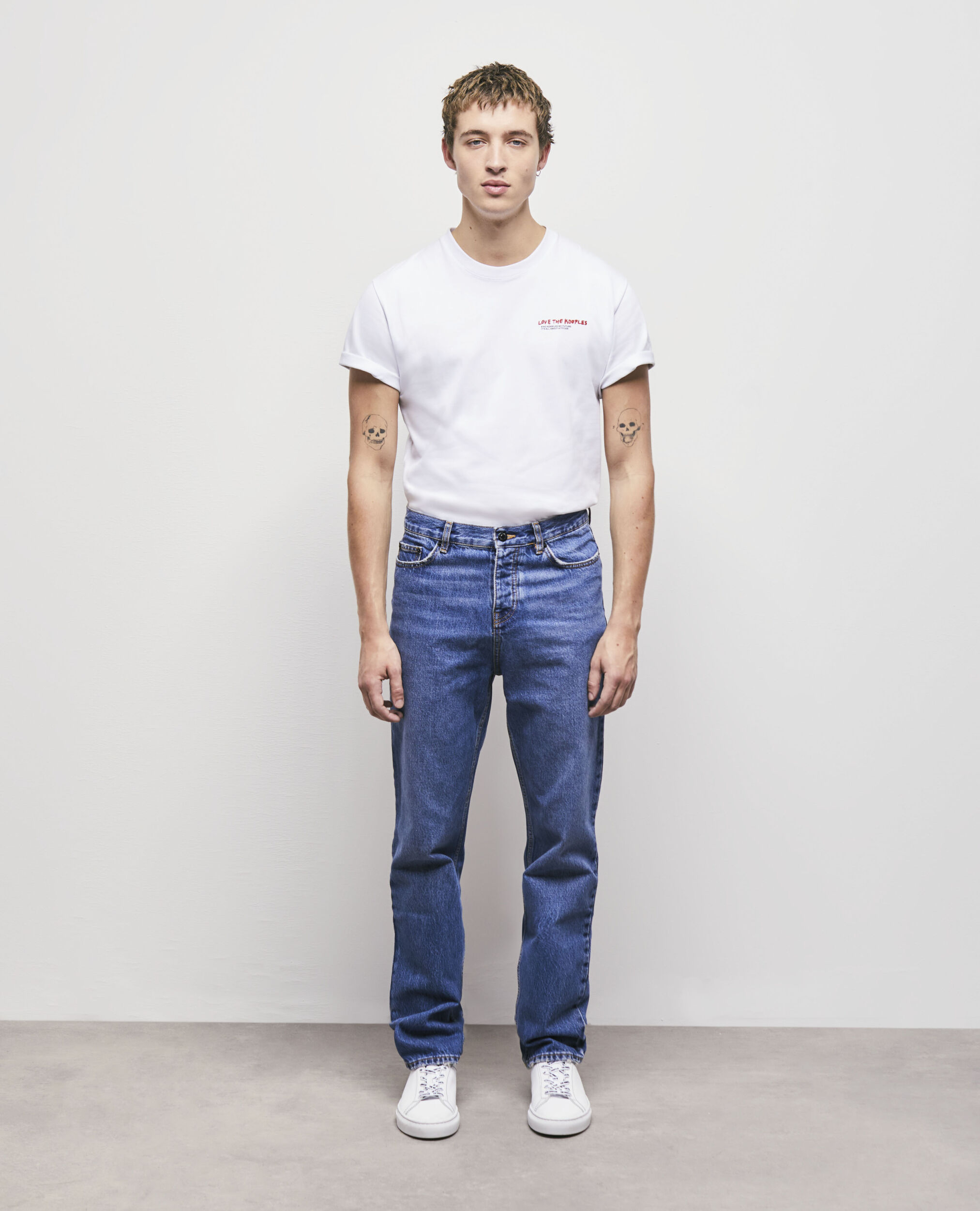 Jean droit bleu