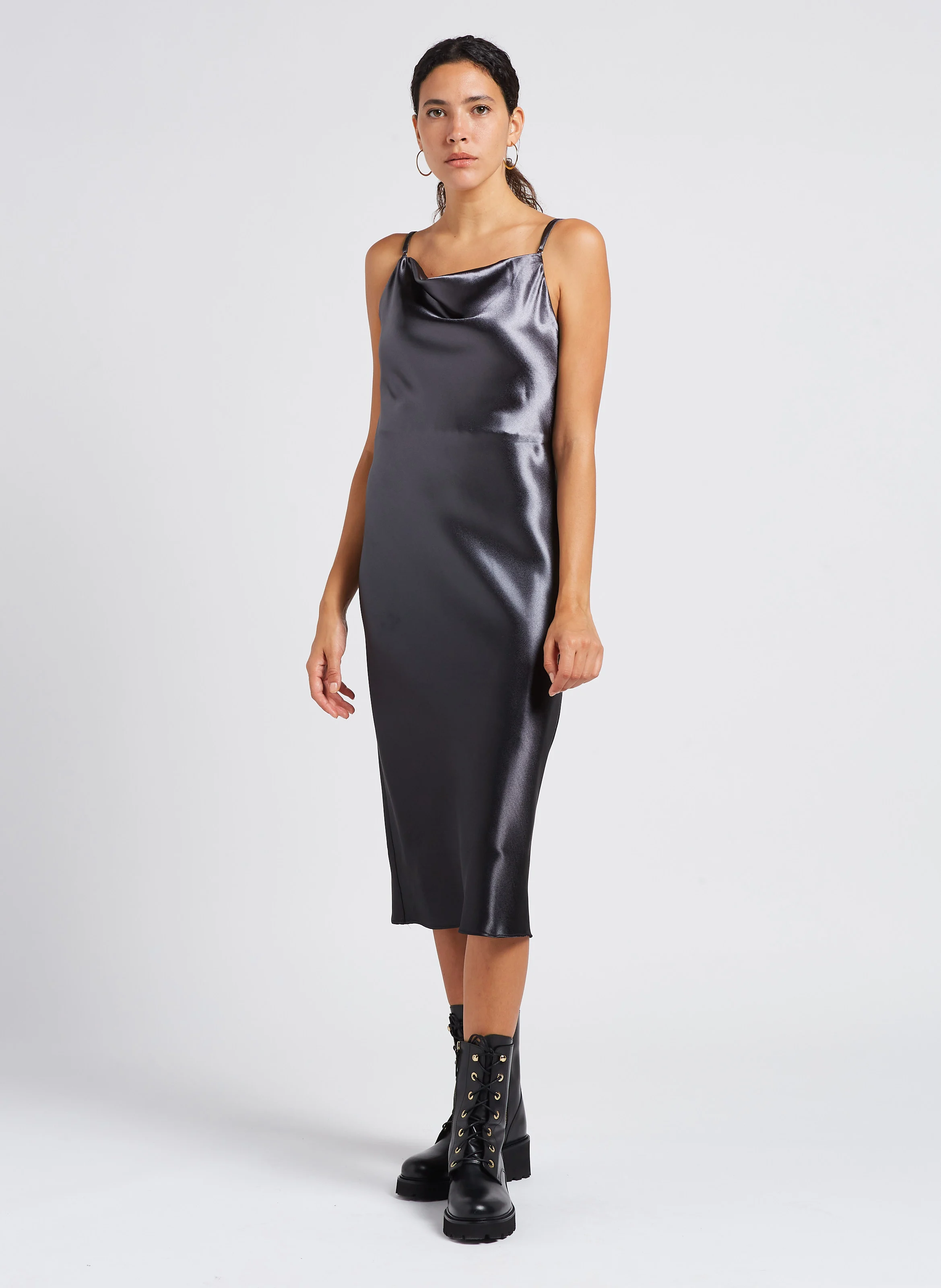 FREDERICKA - Robe midi nuisette| Gris