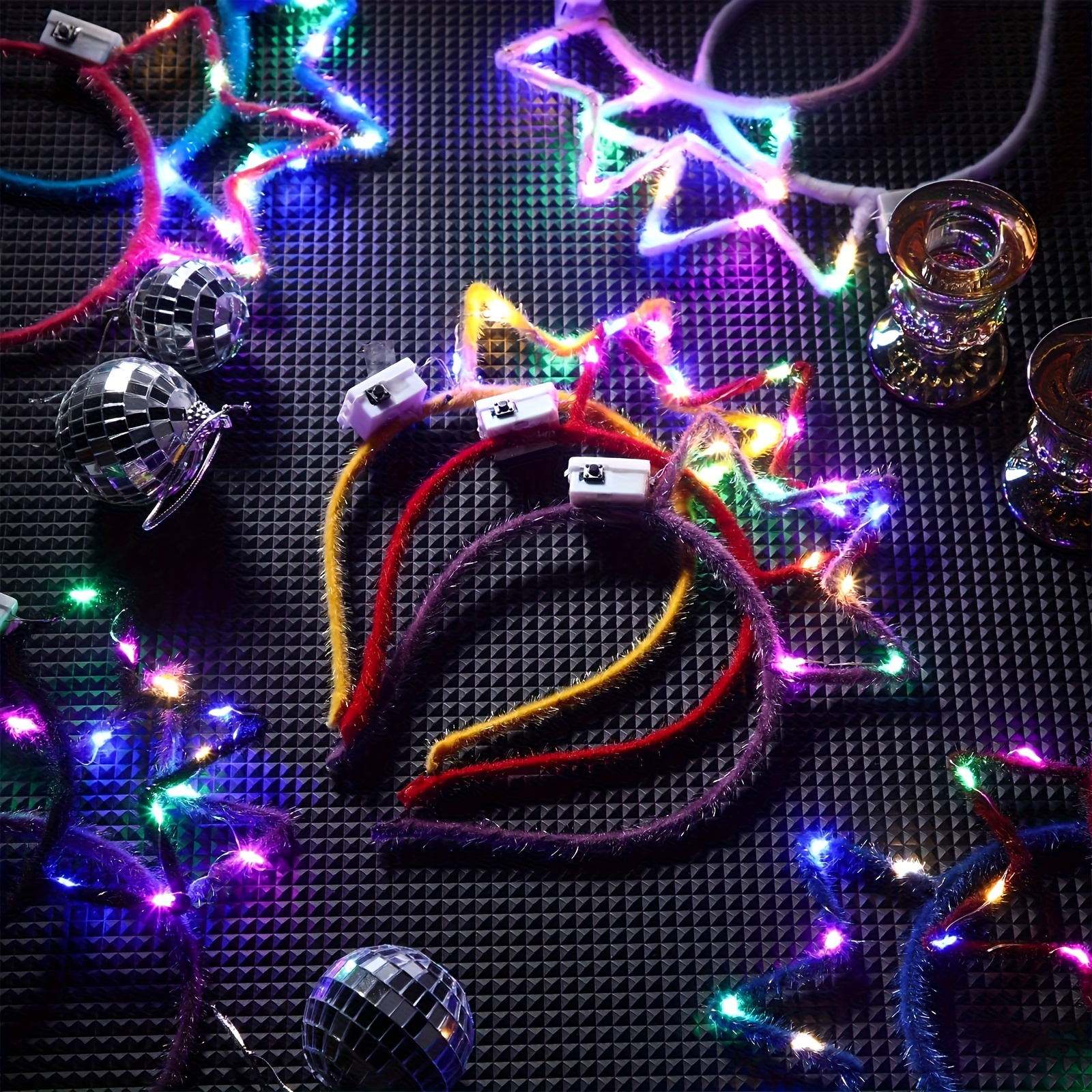 (25er Set) LED Haarreif Krone Fasnacht Kostüm Zubehör Leuchtender Haar Schmuck für Motto Partys / Halloween (inkl. LR44 Batterie) - Bunt