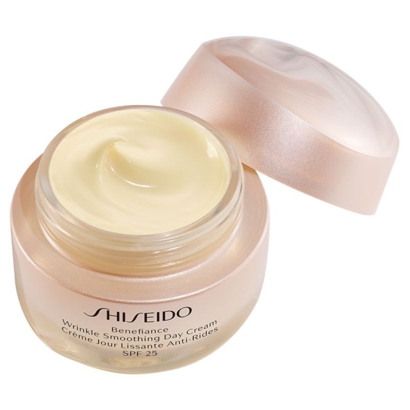 Shiseido Benefiance Wrinkle Smoothing Day Cream SPF25 50 ml