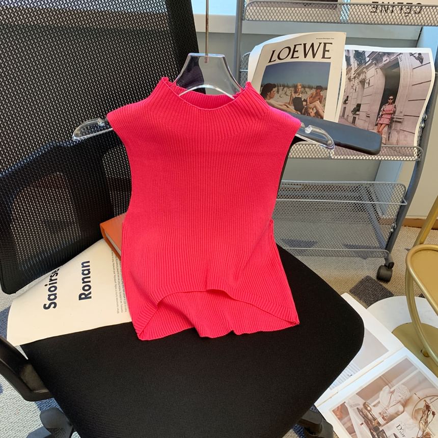 MIKIGA - Tanktop met geribbelde, effen kraag en cropped pasvorm