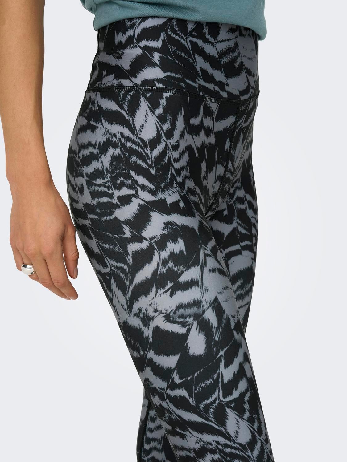 ONPDENA-1 Hohe Taille Enger Schnitt Sportleggings Black