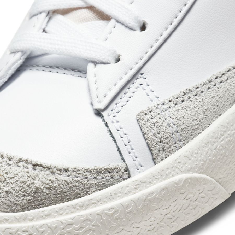 Nike Chaussures Blazer Mid '77 - Blanc/Noir Femme