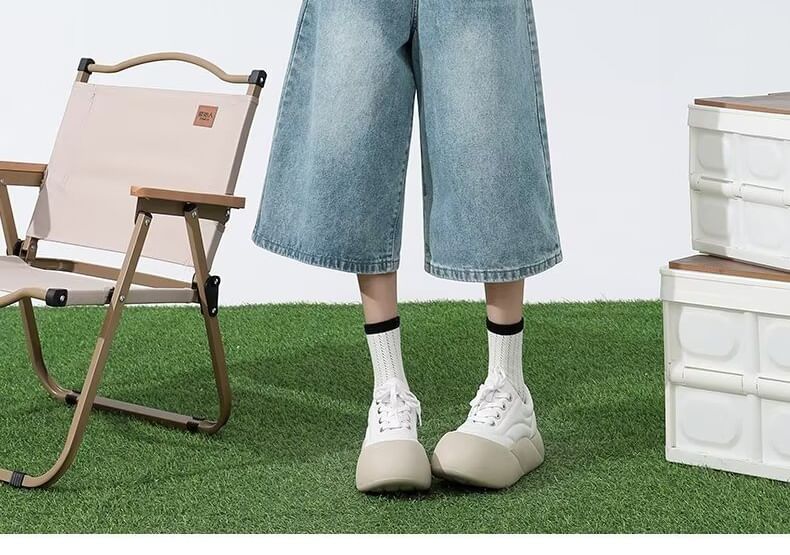 CosmoCorner - Low Rise Washed Denim Jorts