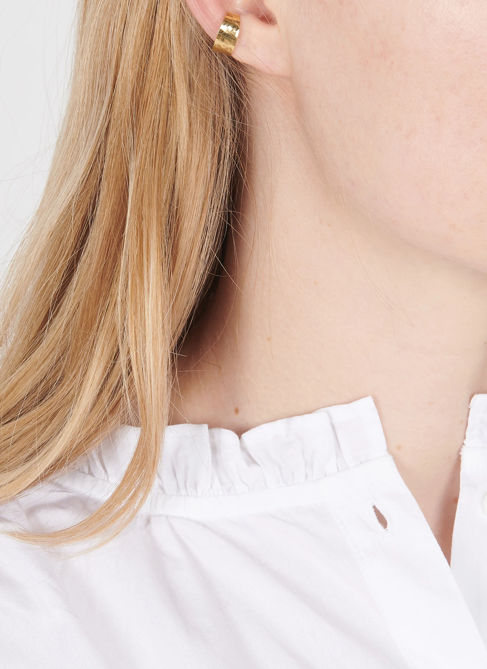Bague d'oreille martelée | Doré