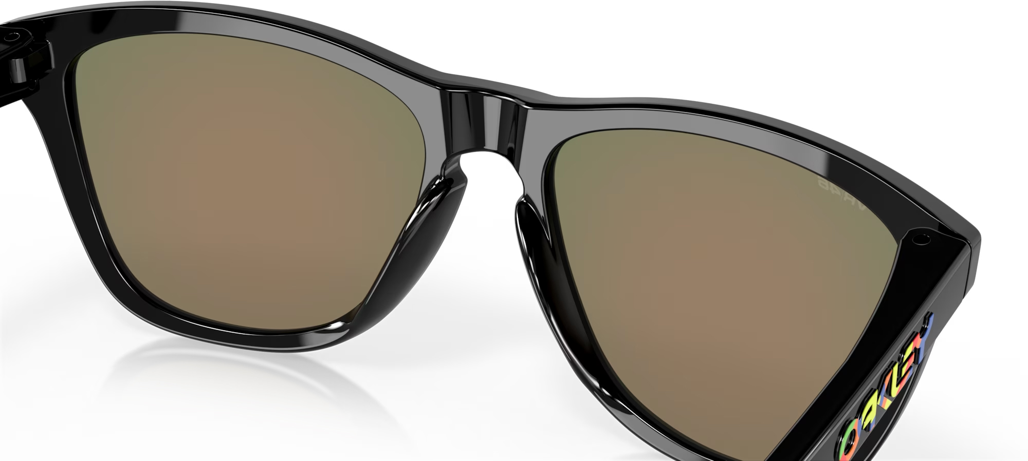 Frogskins E655/Polished Black w/Prizm Ruby