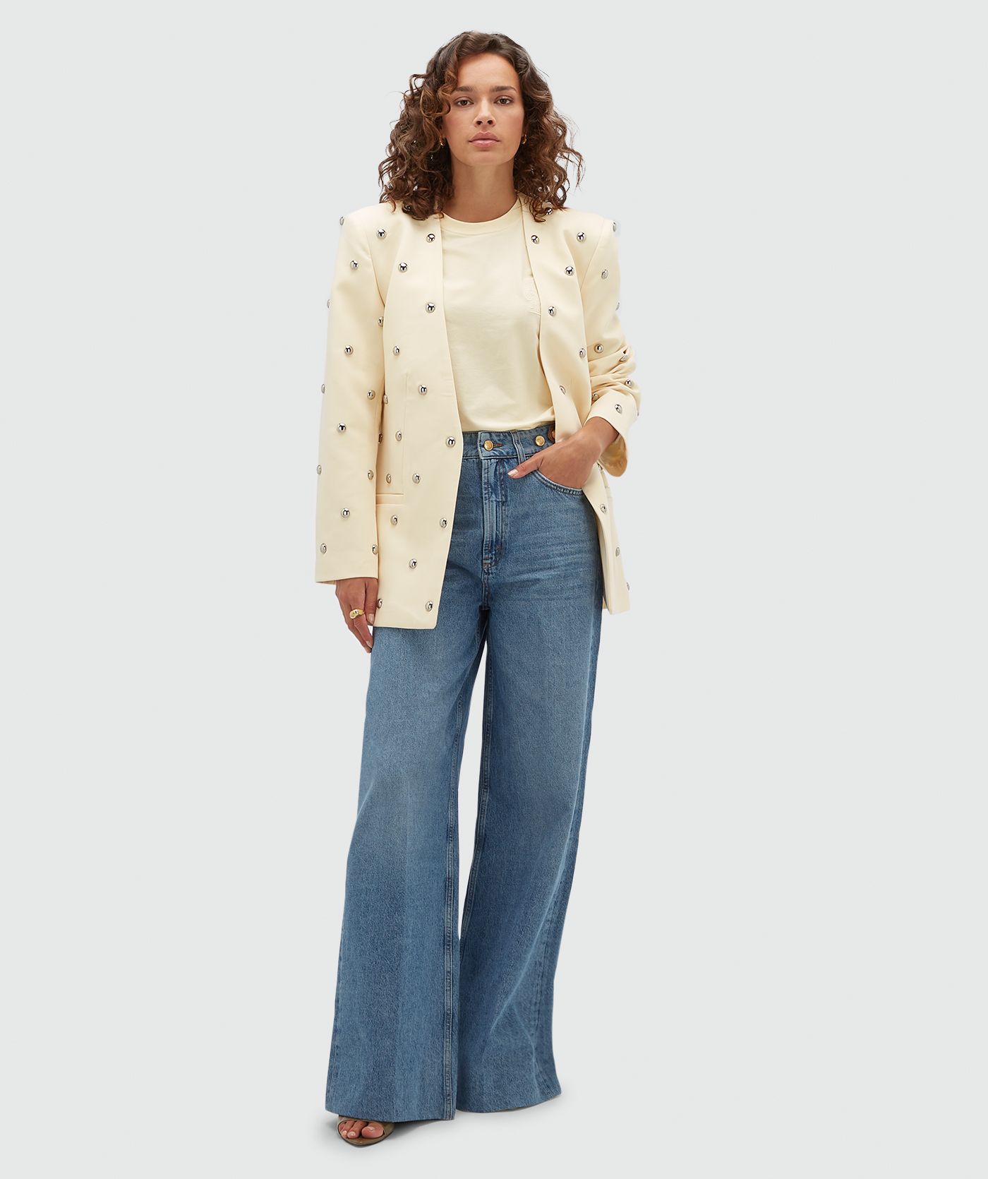 JV-YVEN oversized blazer met studs  - light yellow