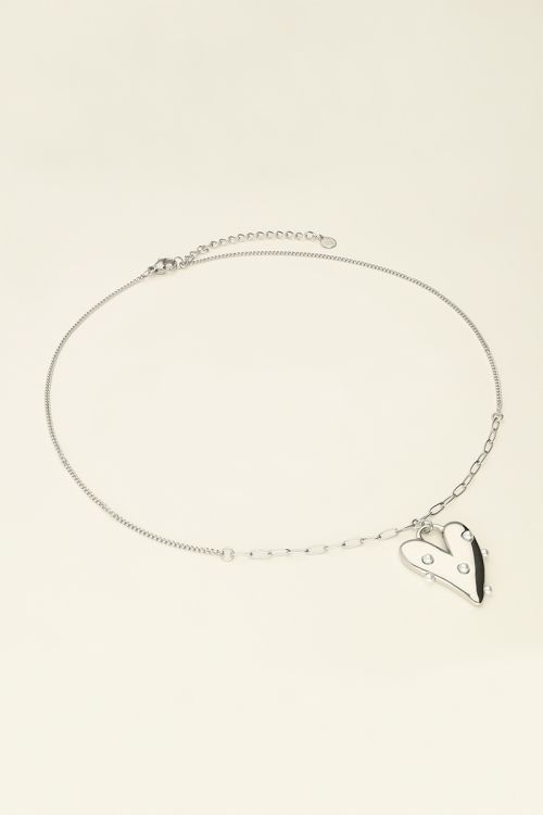 Ketting met groot hart en parels