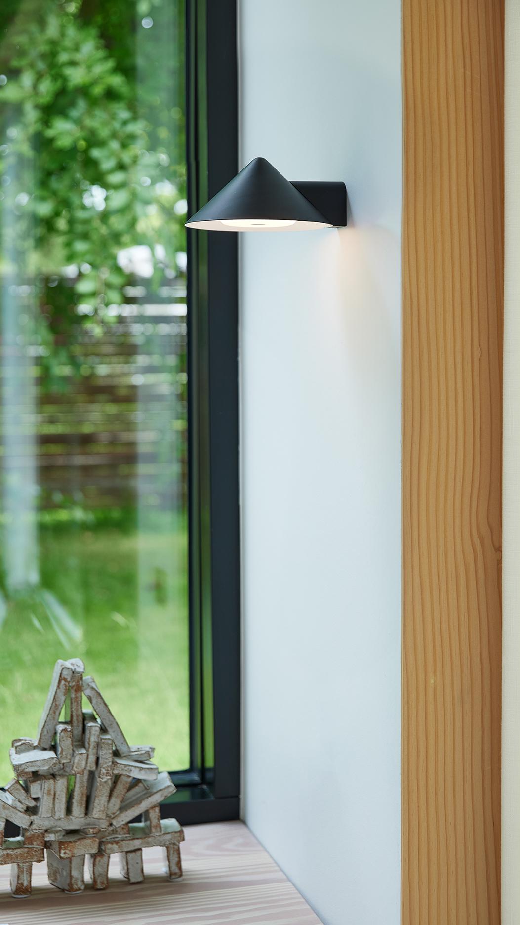 Frandsen  Grasp Wall væglampe - Matt Black