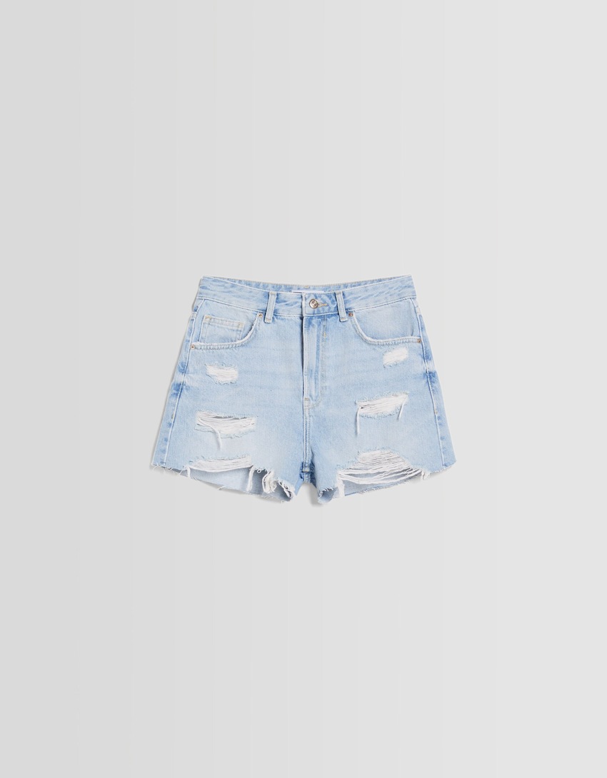 Calções jeans rasgados com bolsos