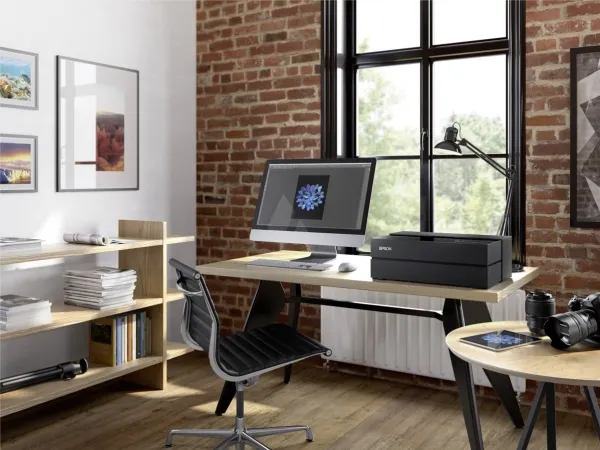 Epson SureColor SC-P700 - Printer - farve - blækprinter - A3 Plus - 5760 x 1440 dpi - kapacitet: 120 ark - Wi-Fi(ac), USB vært, USB 3.0, LAN