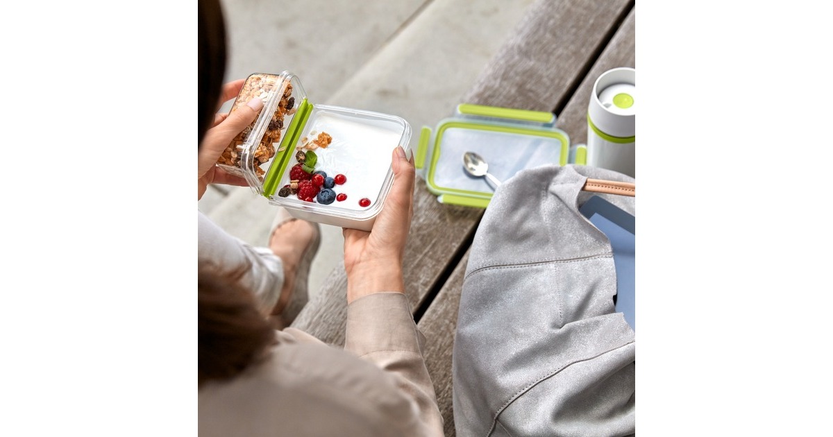 EmsaClip & Go Brooddoos 0,85 L lunchbox  (Lichtgroen/transparant, Met inzetstuk in typische driehoekige vorm)