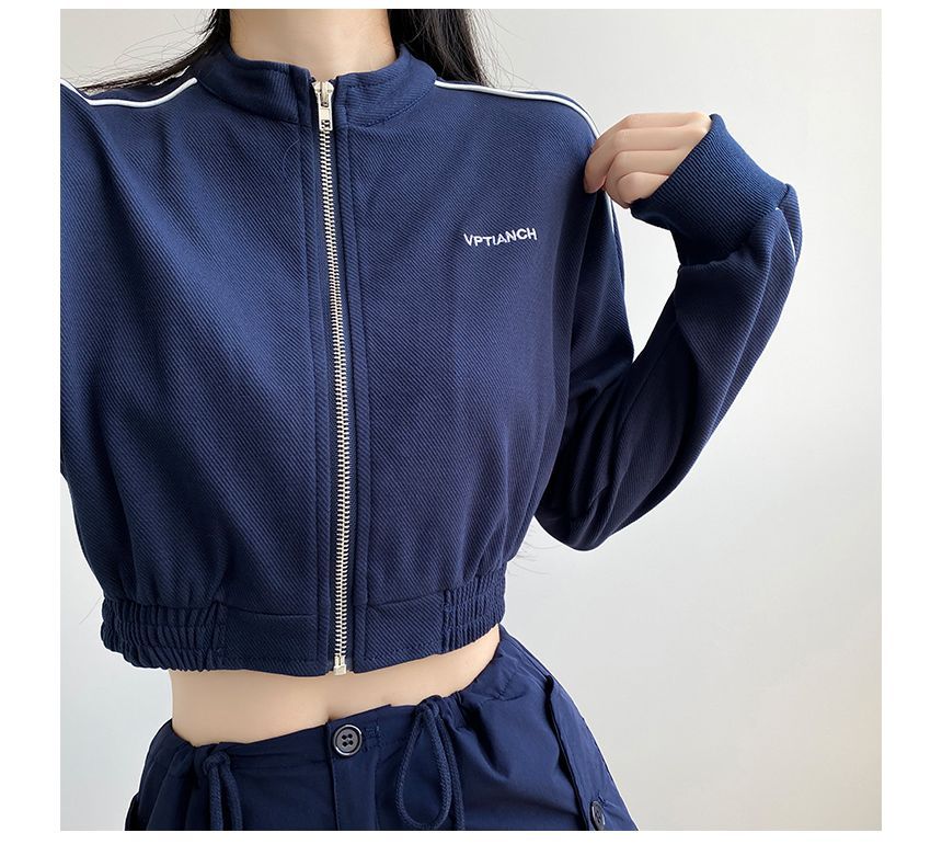 Amyway - Tweekleurige cropped jas met opstaande kraag en rits