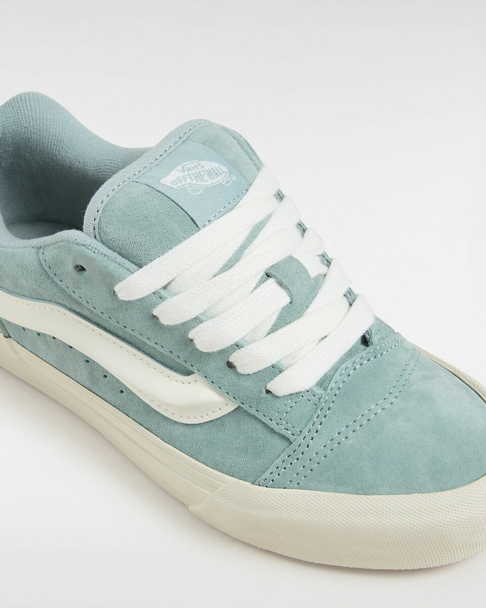 VANS<br>Tênis de couro Knu Skool