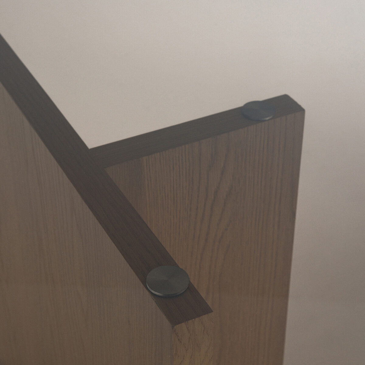 LA REDOUTE INTERIORS<br>Mesa de vidro fumê para 6/8 pessoas, Archita