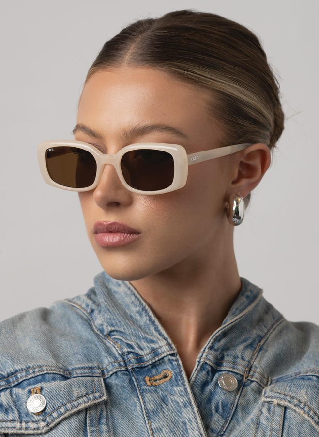Otra Eyewear Daisy Frosted Ivory/Brown