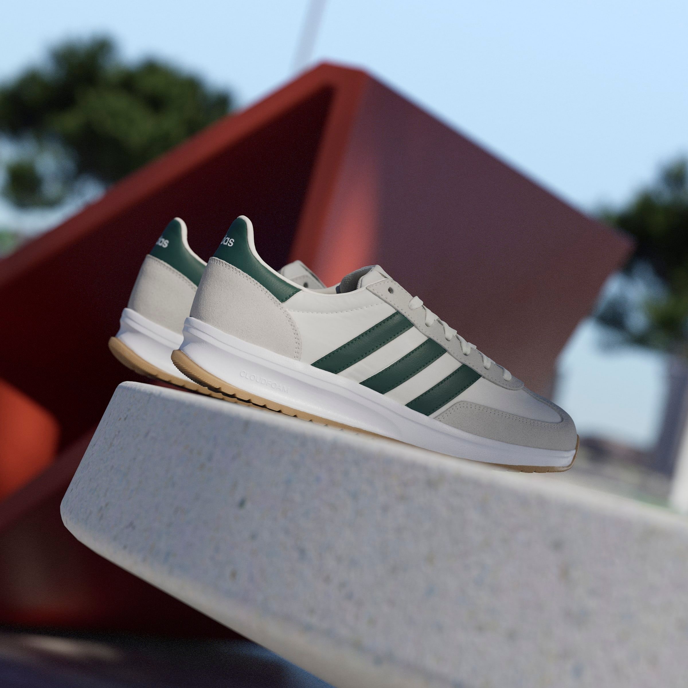 adidas Sportswear Sneaker »RUN 70S 2.0«  inspiriert vom Design des adidas SL72