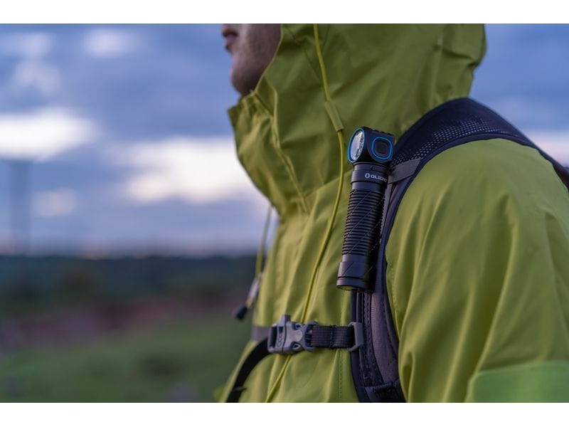 Olight Taschenlampe Perun 3 3000 lm Taschenlampe