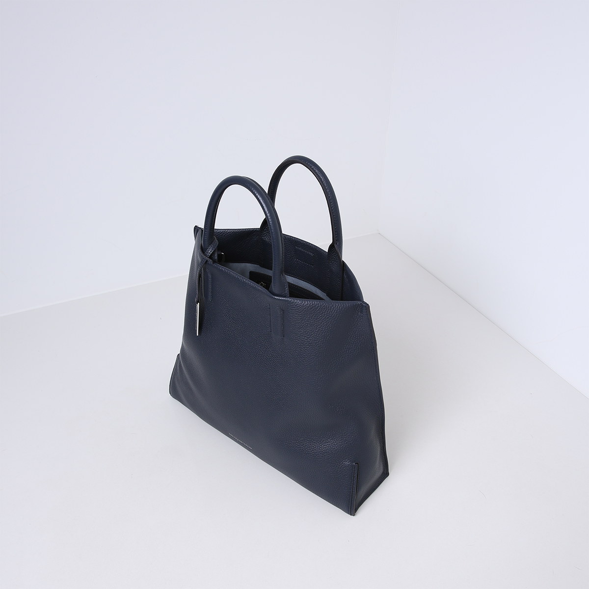 HILLY | NAVY