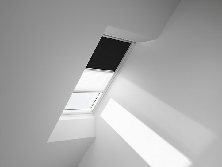 Store duo fenêtre de toit Velux DFD M04 noir