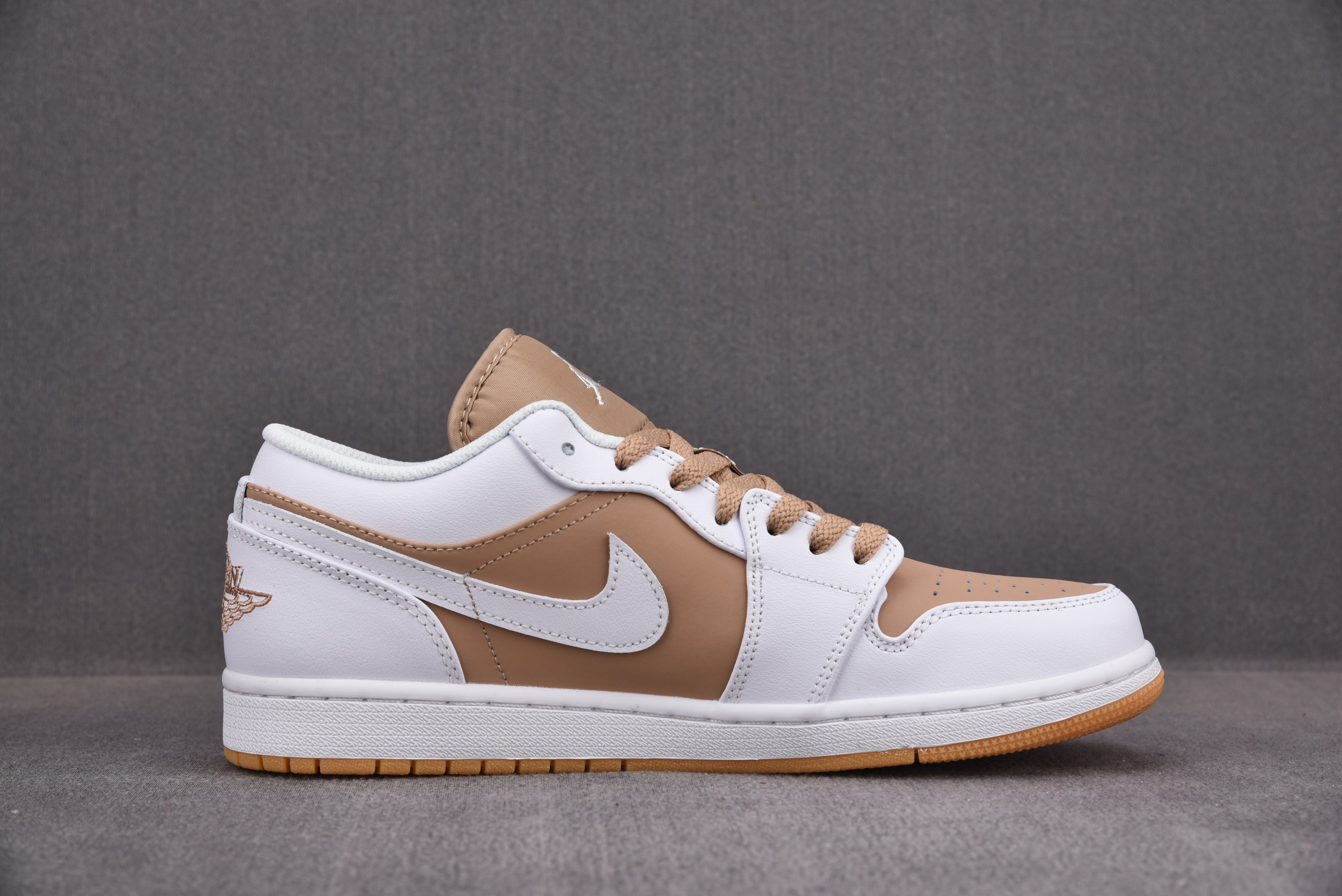 Jordan 1 Low Hemp White