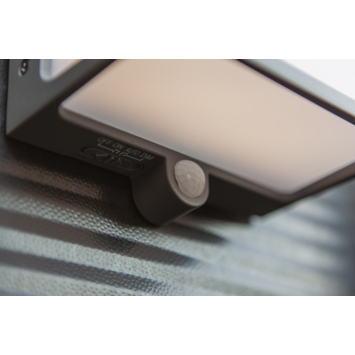 Lutec solar buitenlamp Doblo met dag/nacht en bewegingssensor
