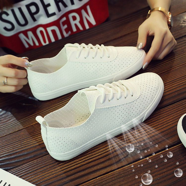 Solejoy - Sneakers met uitsparingen van imitatieleer