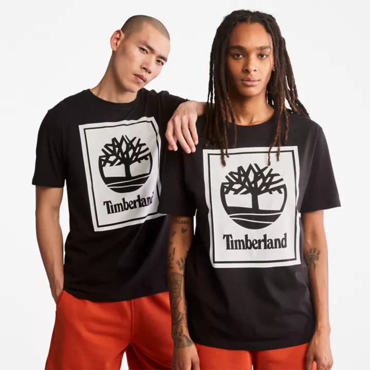 Camiseta unissex com logo Stack na cor preta.
