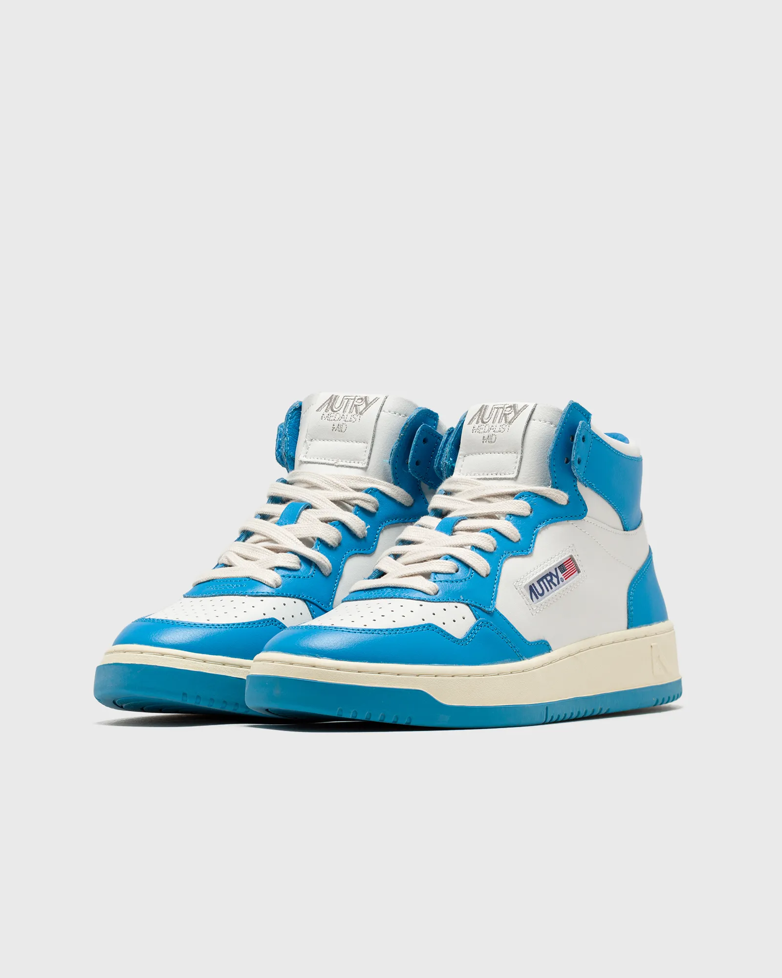Autry Action Shoes WMNS MEDALIST MID