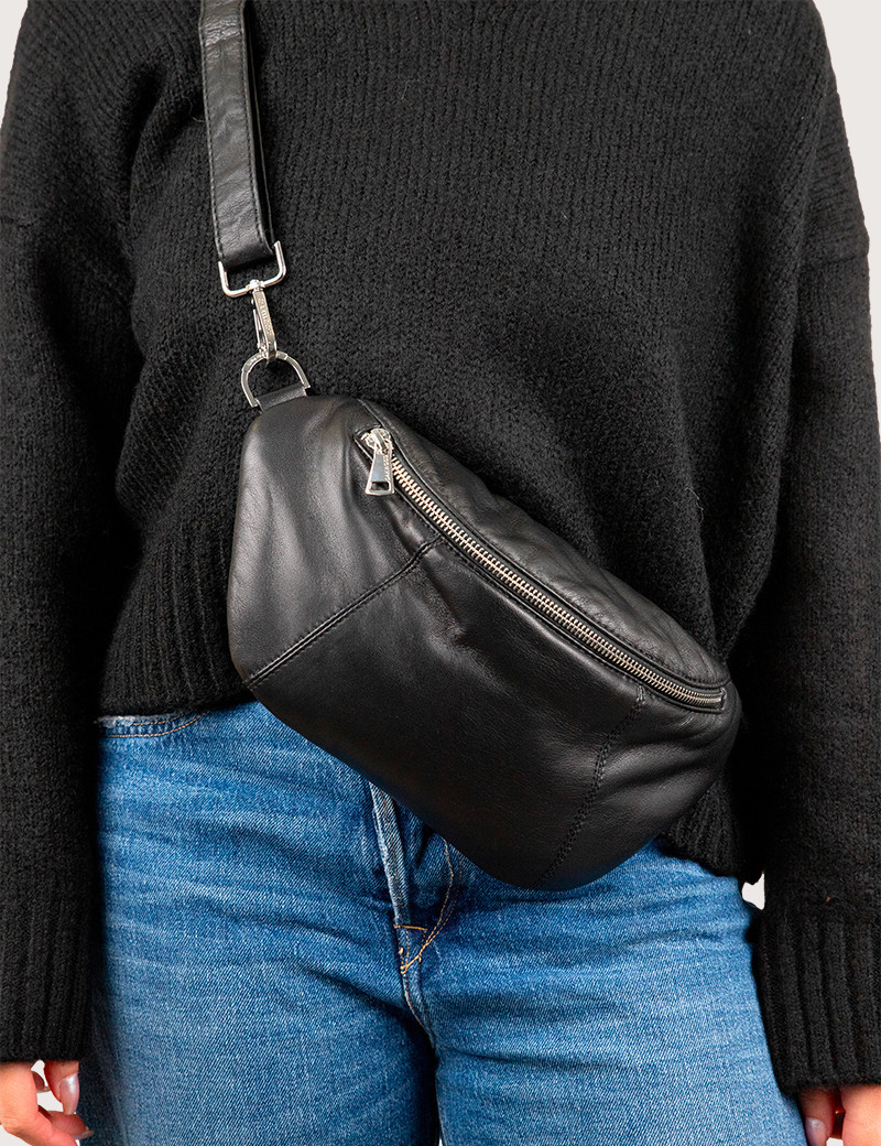 OAKWOOD SAC BANANE FEMME CUIR NIKKI NOIR