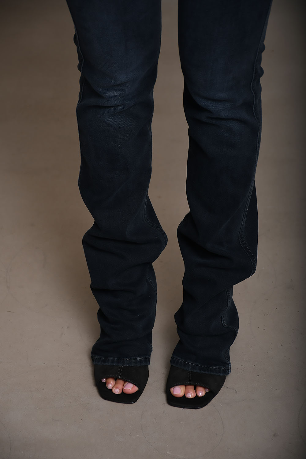 Vicky flaired jeans