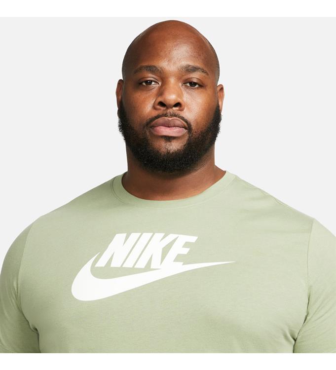 Nike Men Sportswear Icon Futura T-Shirt