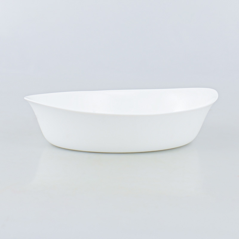 Plat ovale blanc