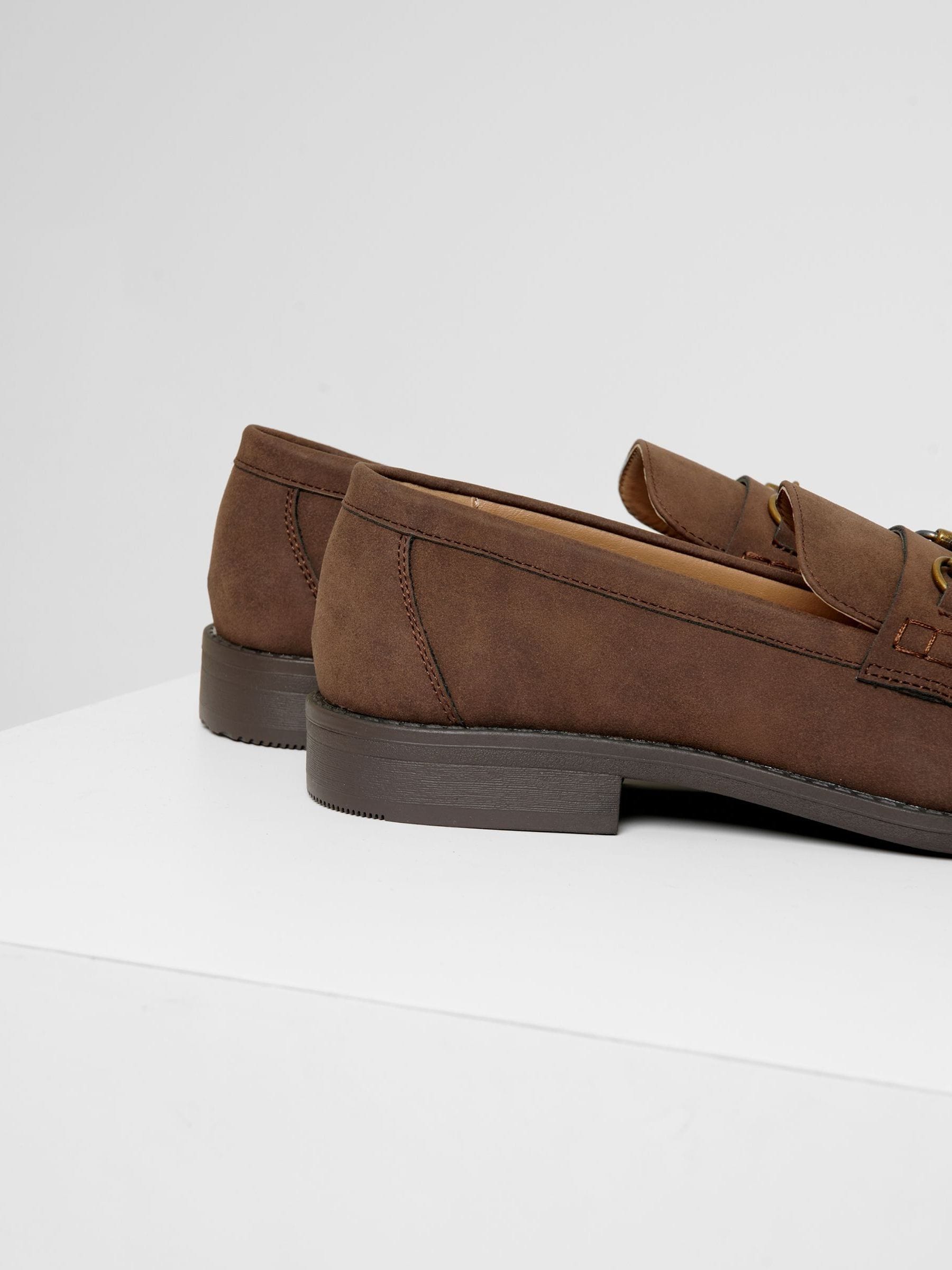 Bruin - Threadbare Snaffle Loafers