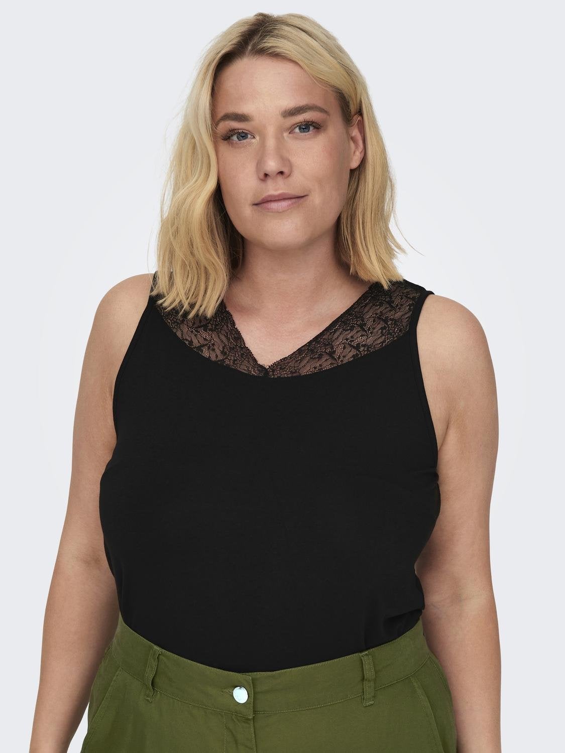 CARSIERA Top Black