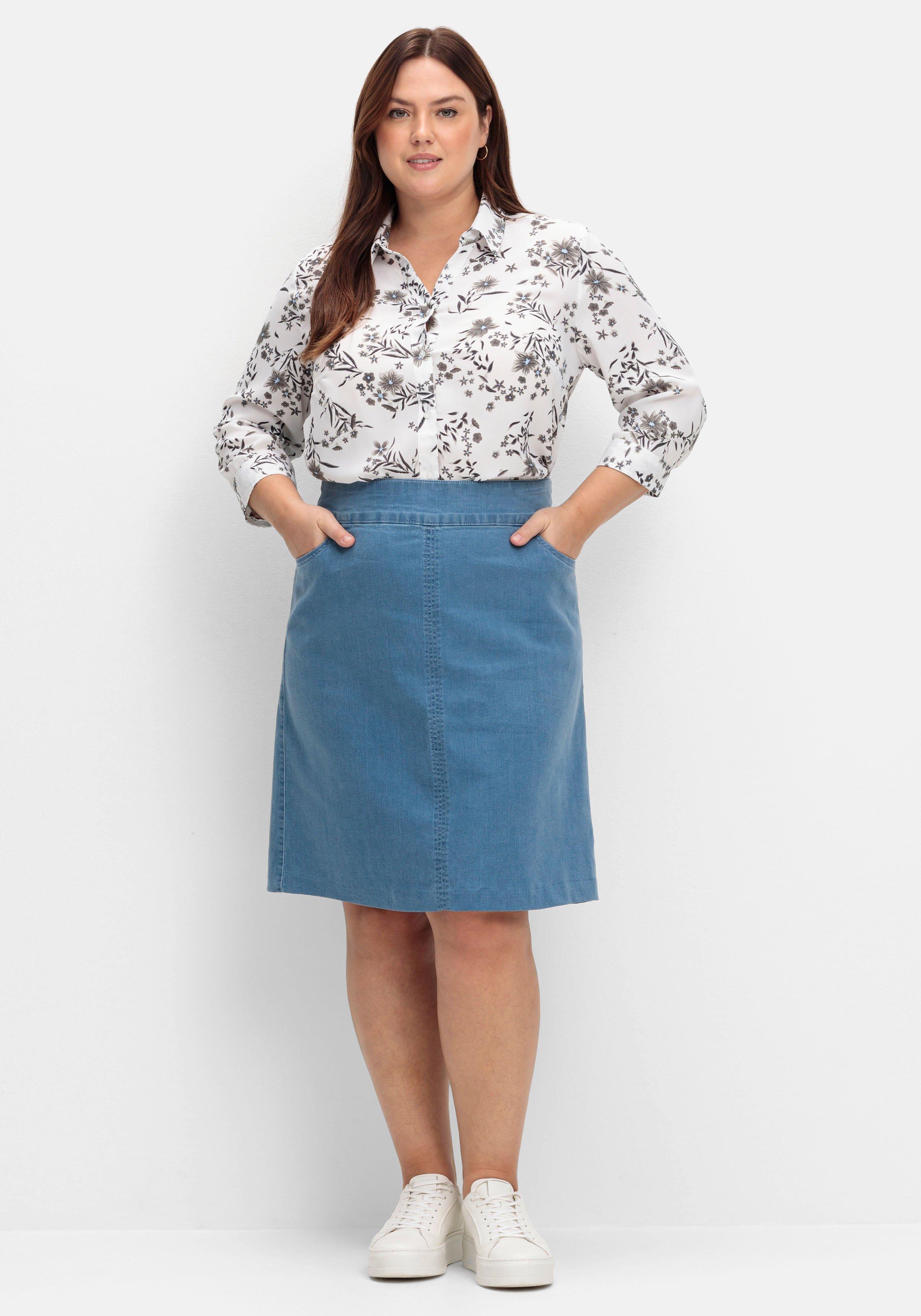 Bluse in leichter A-Linie, mit floralem Print