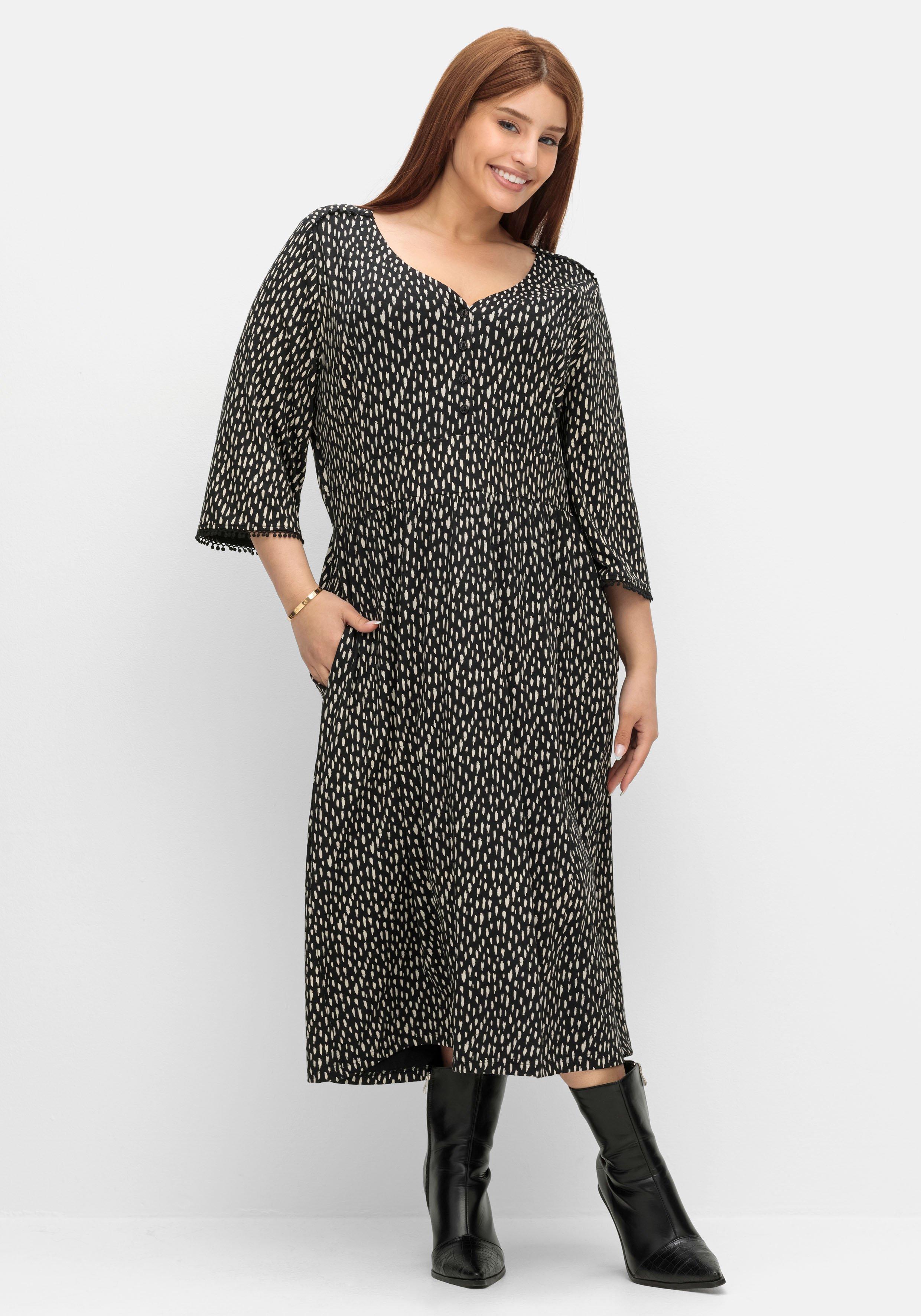 Jerseykleid in Petite Passform, mit Allovermuster
